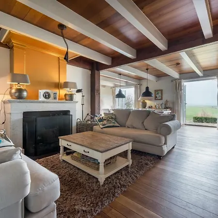 فيلة De Hoeve Van بيرشِن
